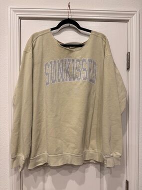 Sunkissed Graphic Crewneck Sweatshirt